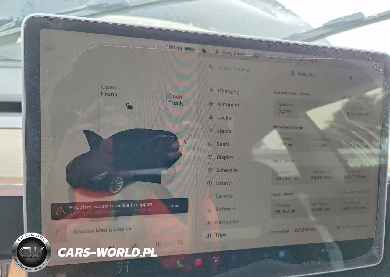 2023 Tesla Model 3 VIN:5YJ3E1EB1PF389922 - 9