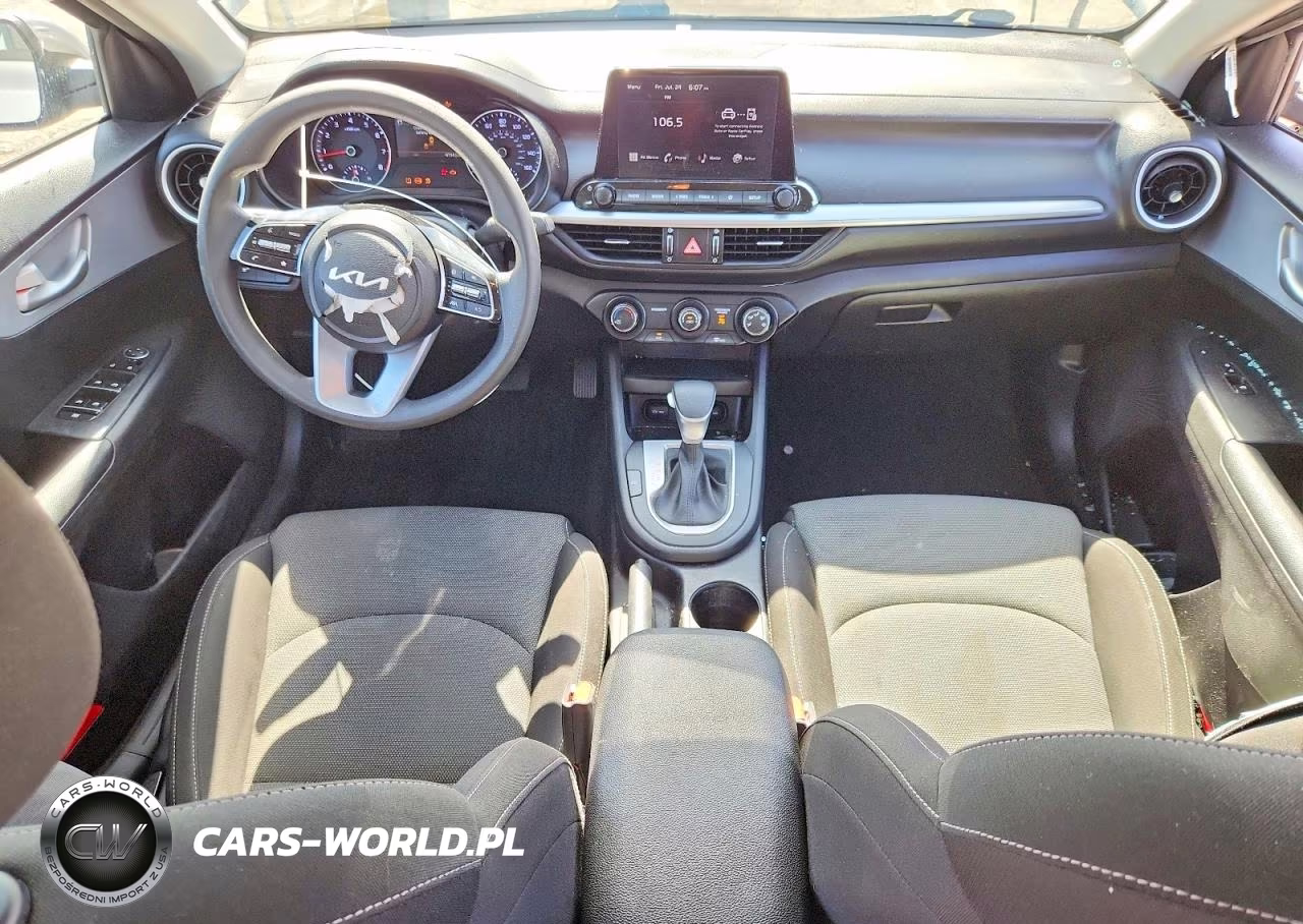 2023 Kia Forte Lxs VIN:3KPF24AD6PE638249 - 8
