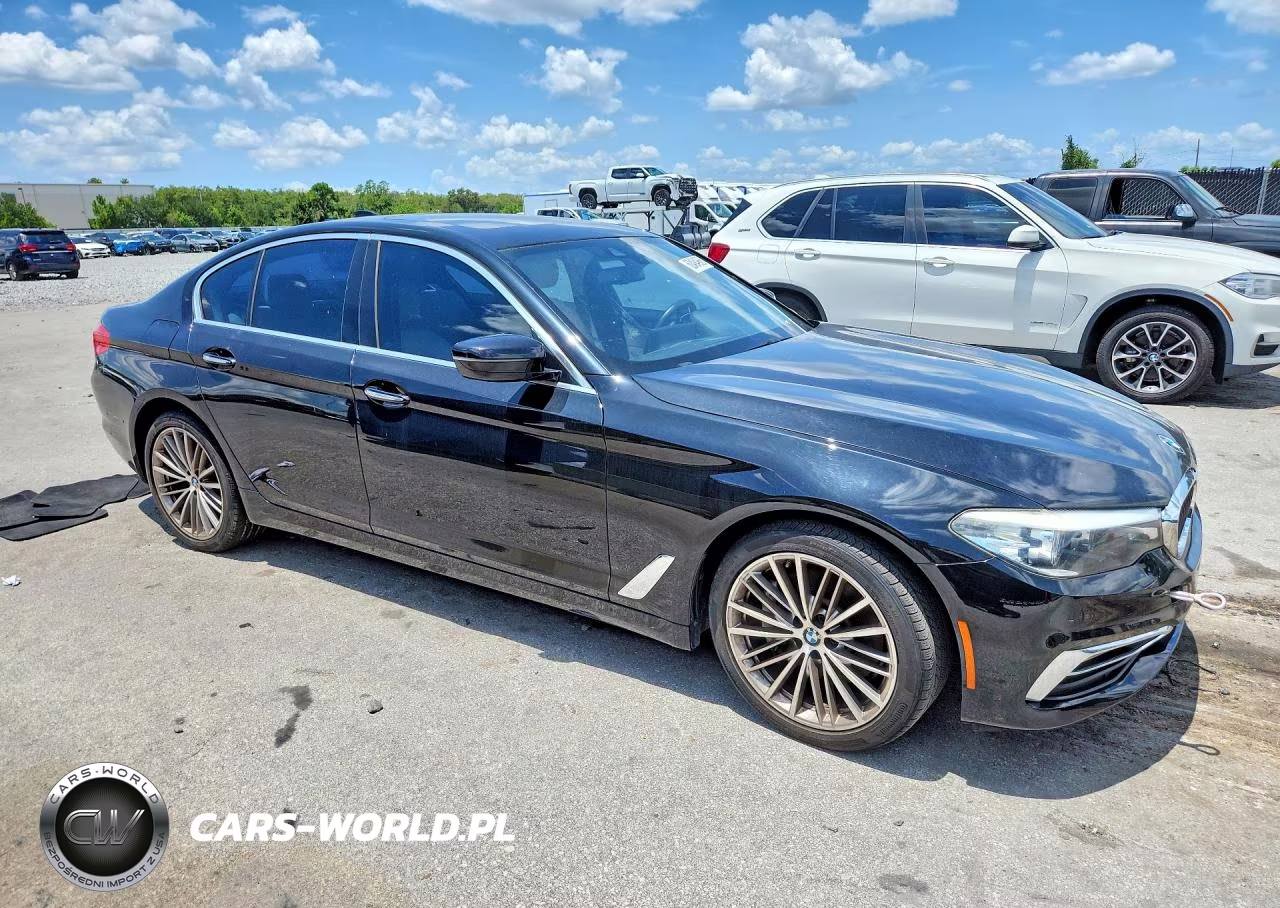 2018 BMW 530 Xi VIN:WBAJA7C57JWC77406 - 4