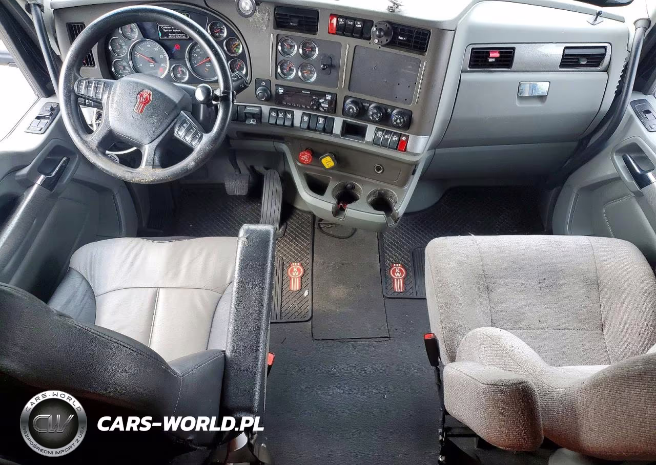 2019 Kenworth Construction T680 VIN:1XKYDP9X9KJ224529 - 8
