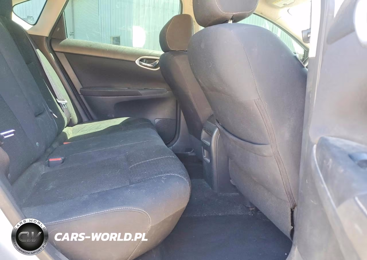 2015 Nissan Sentra S VIN:3N1AB7APXFY297542 - 10