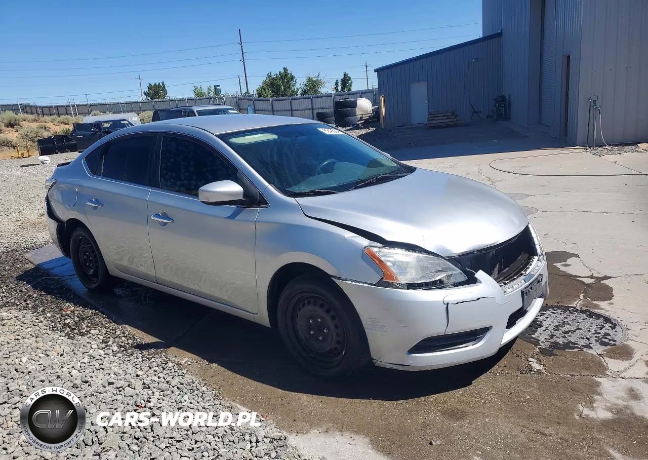 2015 Nissan Sentra S VIN:3N1AB7APXFY297542 - 4