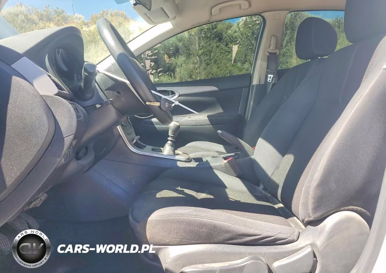 2015 Nissan Sentra S VIN:3N1AB7APXFY297542 - 7