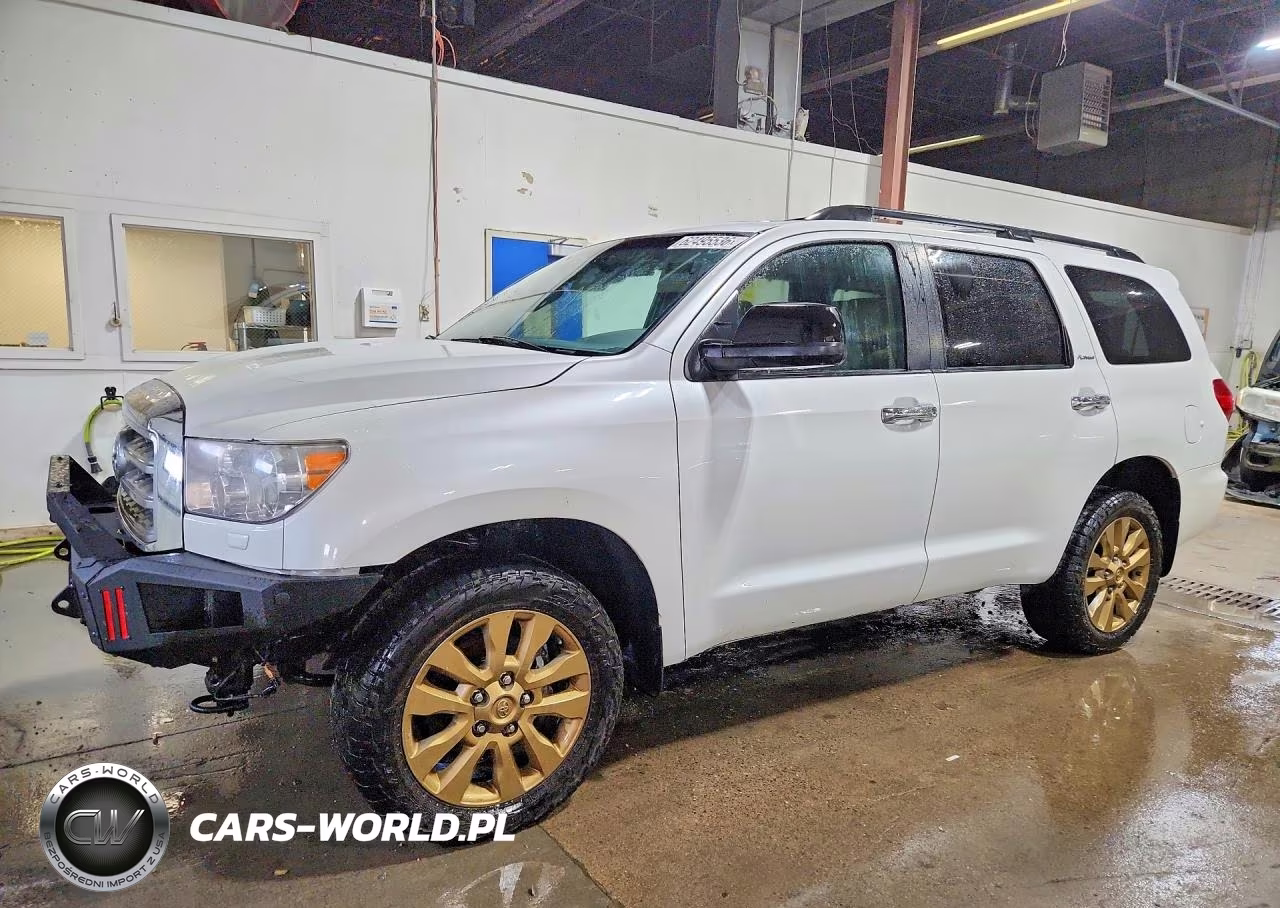 2013 Toyota Sequoia Platinum – zdjęcie 1 z 13