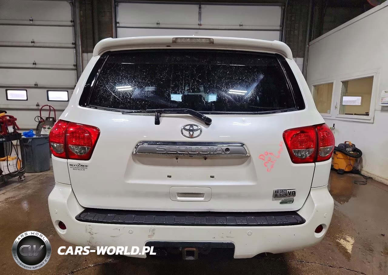 2013 Toyota Sequoia Platinum VIN:5TDDW5G10DS084576 - 6