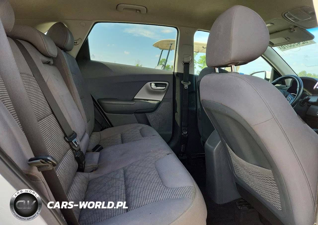 2018 Kia Niro Lx VIN:KNDCB3LCXJ5203495 - 10