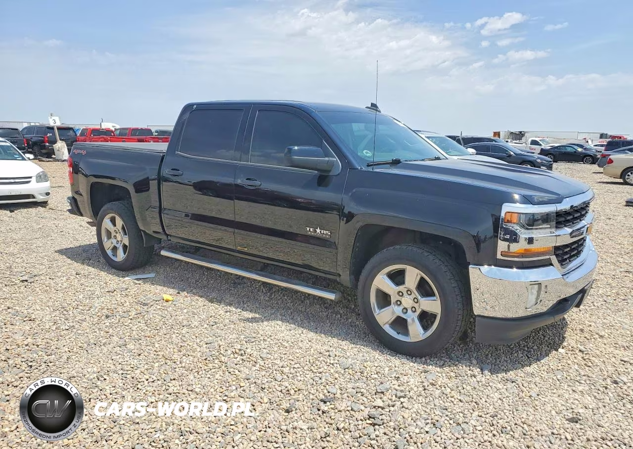 2017 Chevrolet Silverado K1500 Lt VIN:3GCUKREC2HG369162 - 4