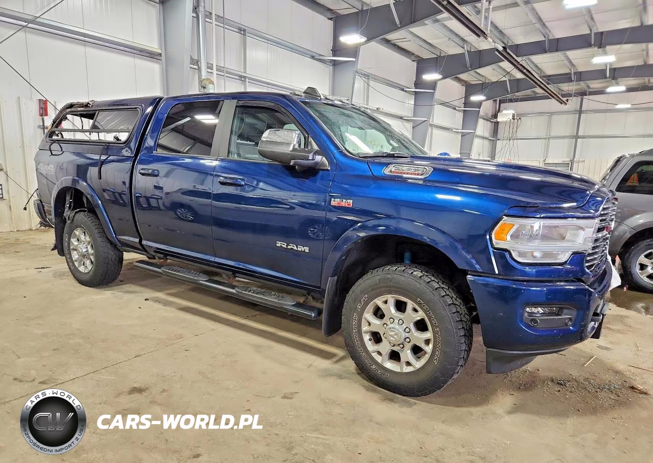 2021 Ram 2500 Laramie VIN:3C6UR5FJ2MG701975 - 4