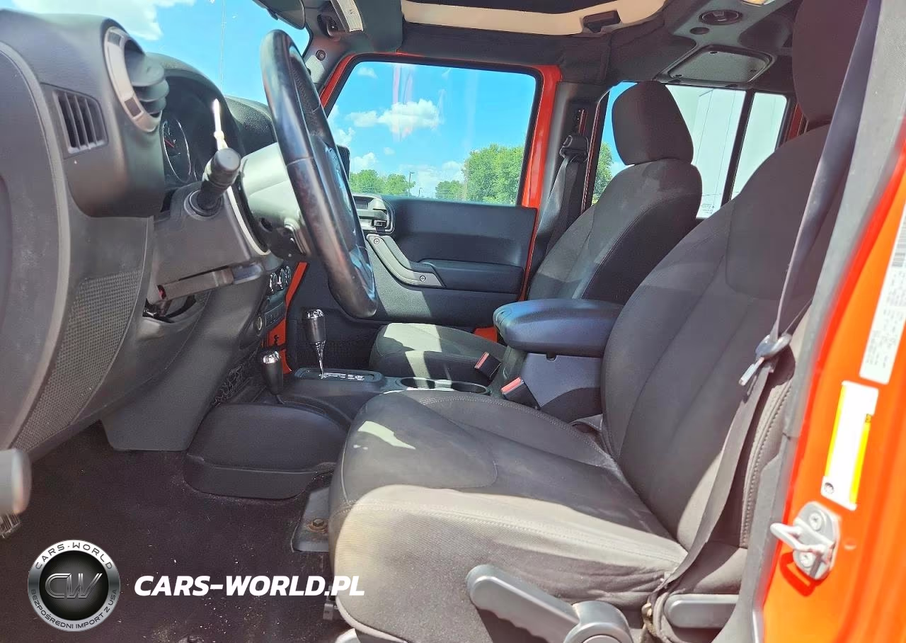 2015 Jeep Wrangler Unlimited Sport VIN:1C4BJWDG6FL689615 - 7