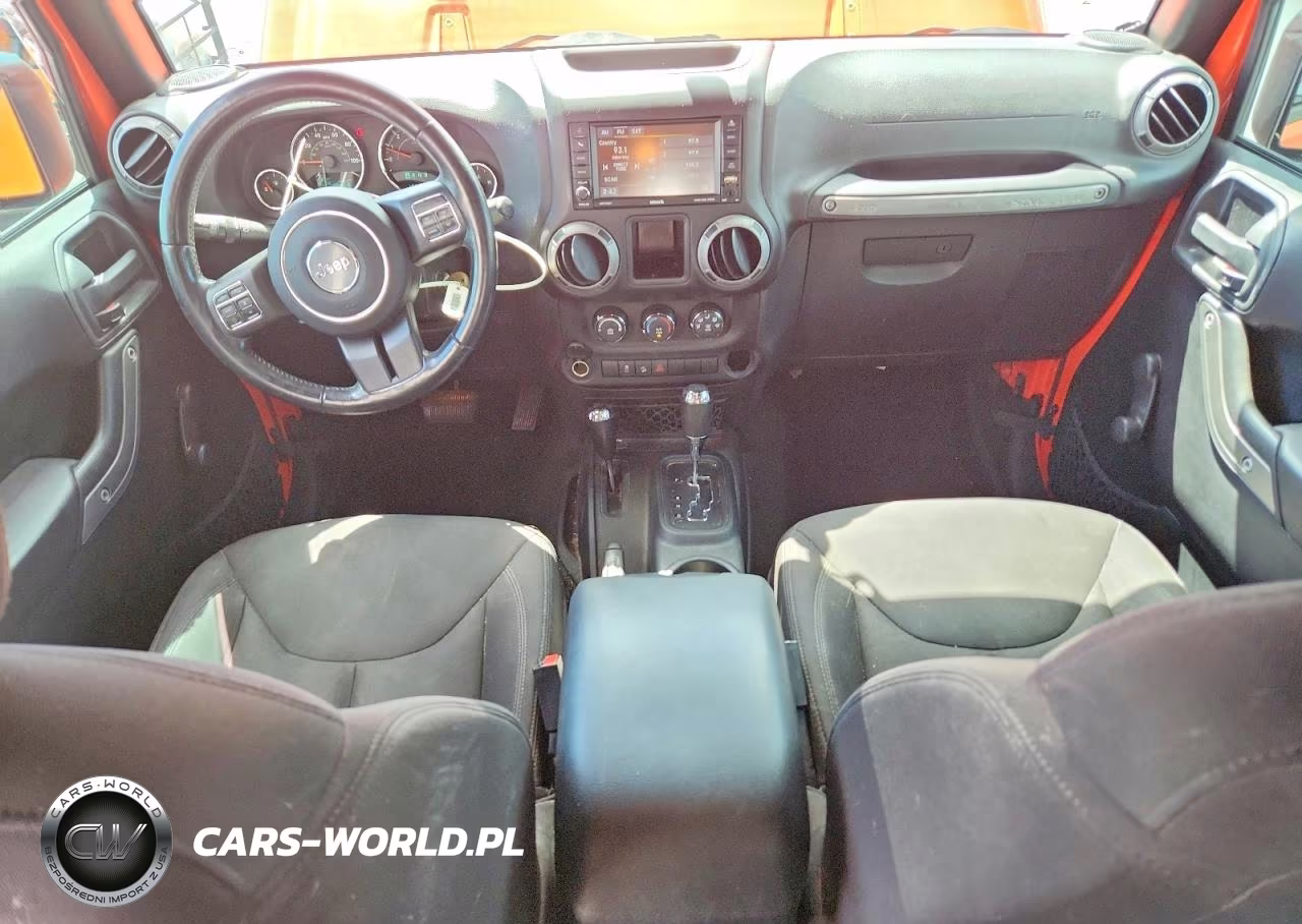 2015 Jeep Wrangler Unlimited Sport VIN:1C4BJWDG6FL689615 - 8
