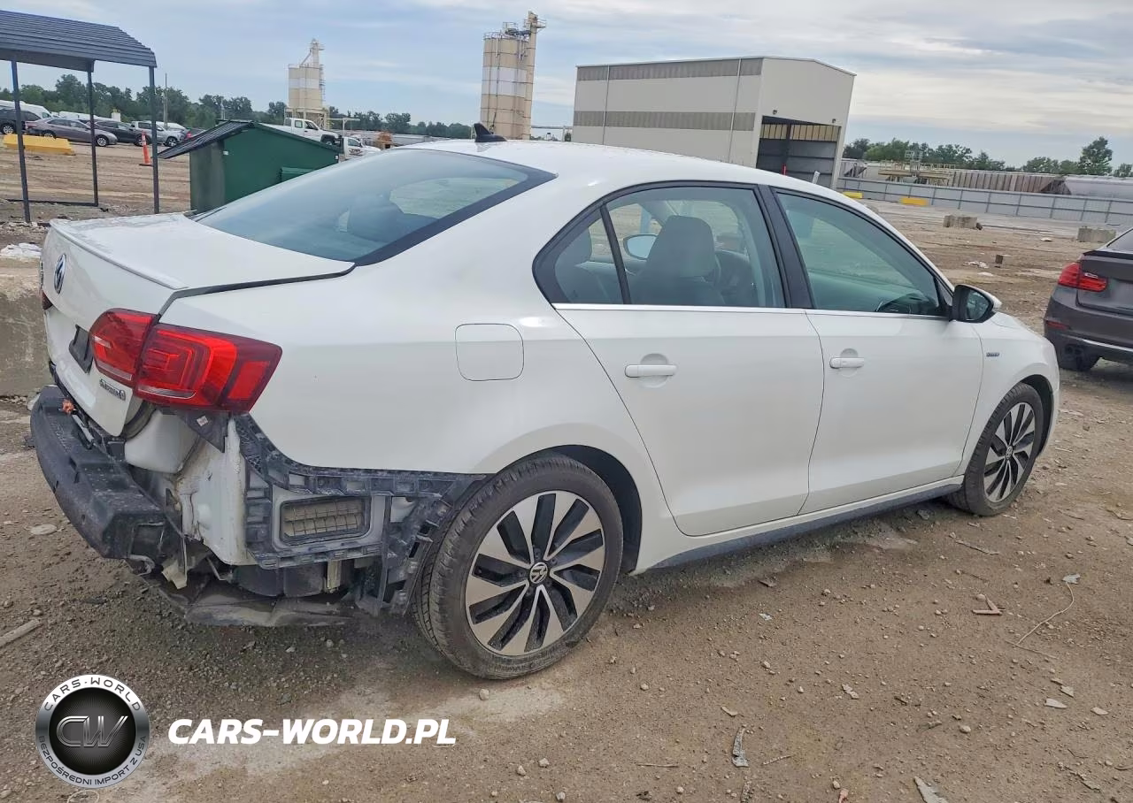 2013 Volkswagen Jetta Hybrid VIN:3VW637AJ5DM229338 - 3