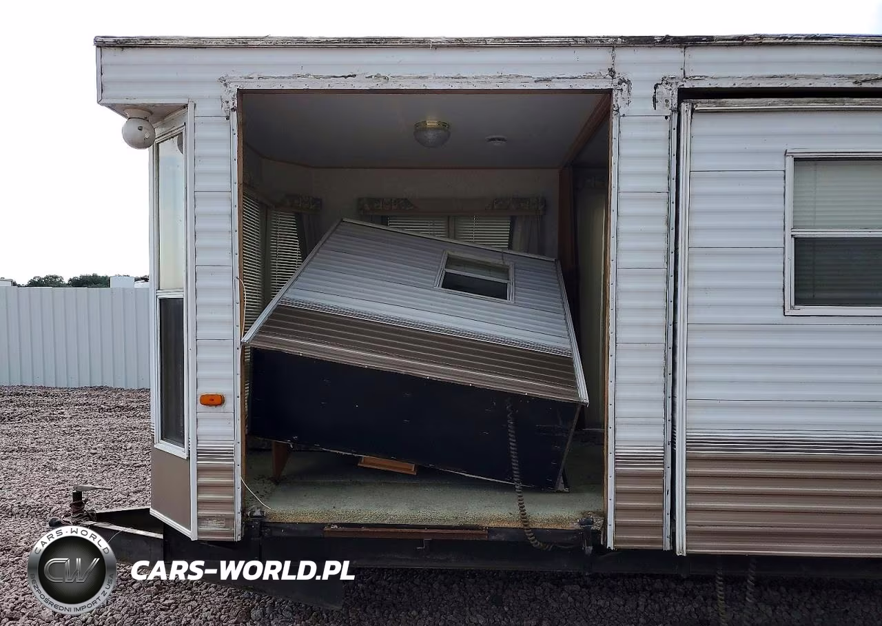 2003 Damon Breckenridge Camper VIN:5DJTB0U2735003075 - 9