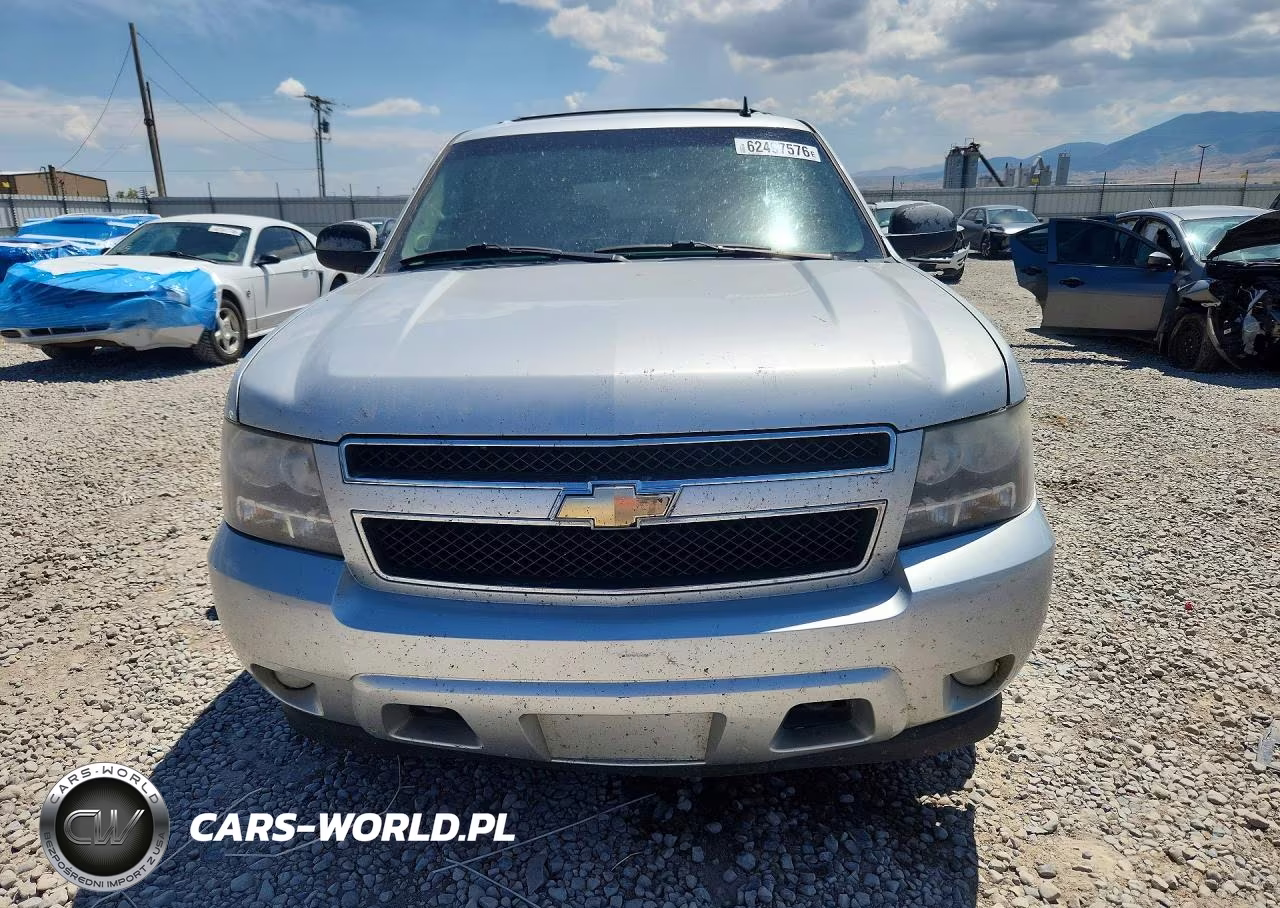 2010 Chevrolet Suburban K1500 Lt VIN:1GNUKJE36AR134648 - 5