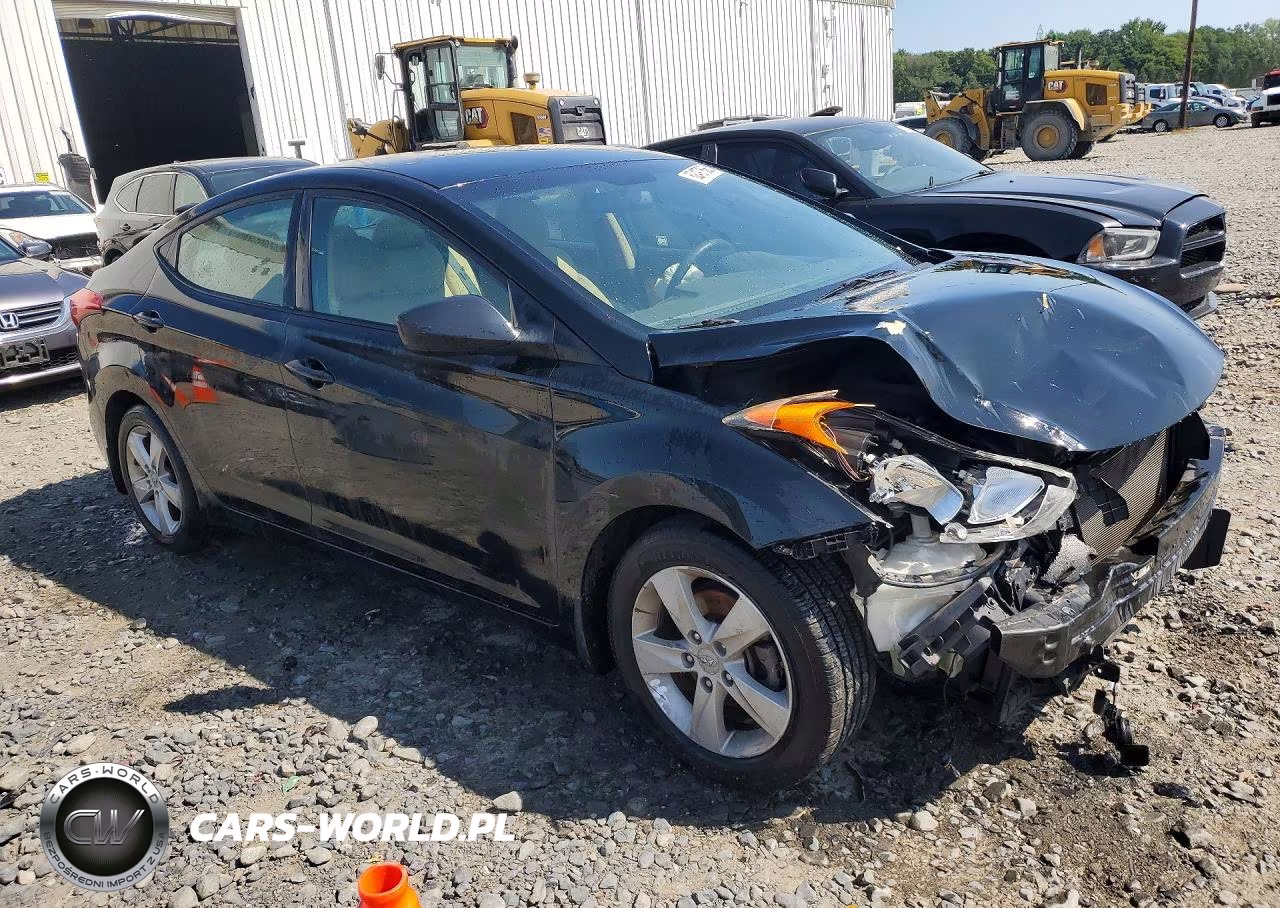 2013 Hyundai Elantra Gls VIN:5NPDH4AE1DH178245 - 4