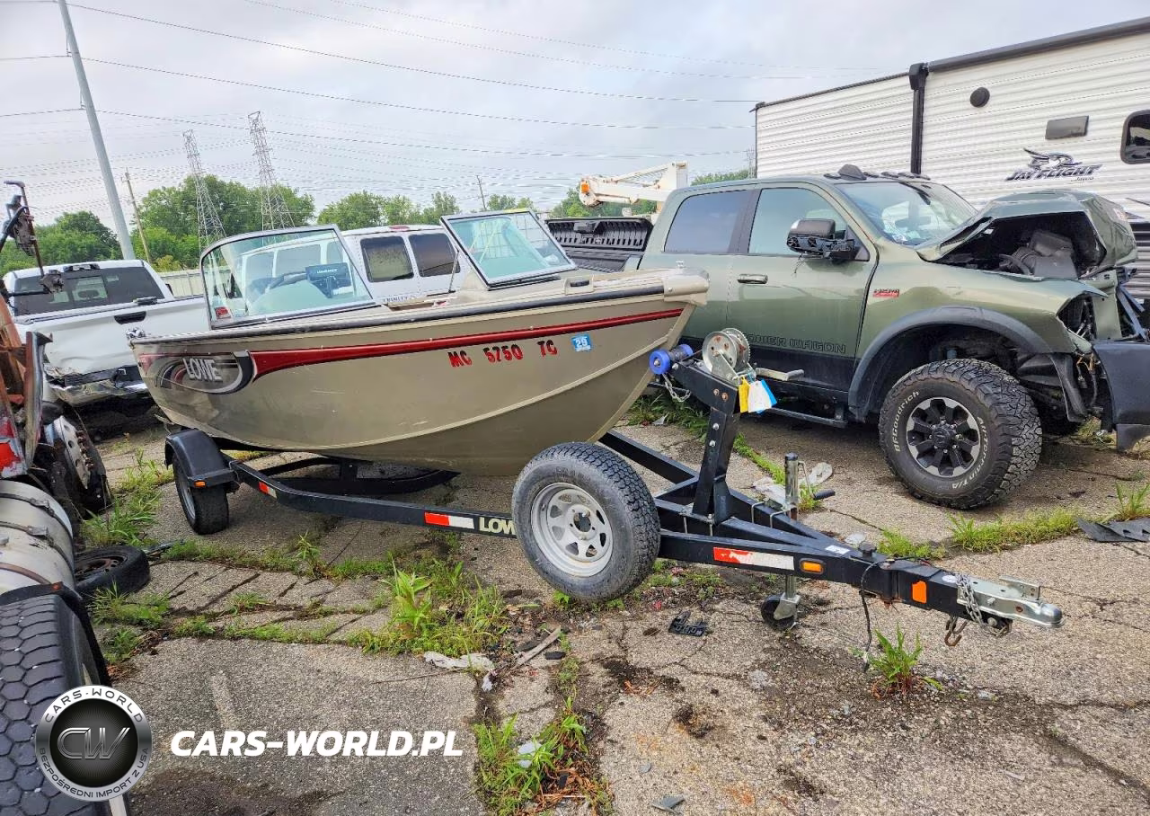 2008 Lowe Boat