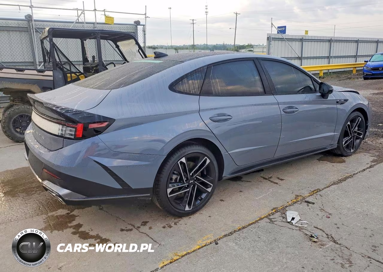 2026 Hyundai Sonata N Line VIN:KMHL54JC5TA570746 - 3