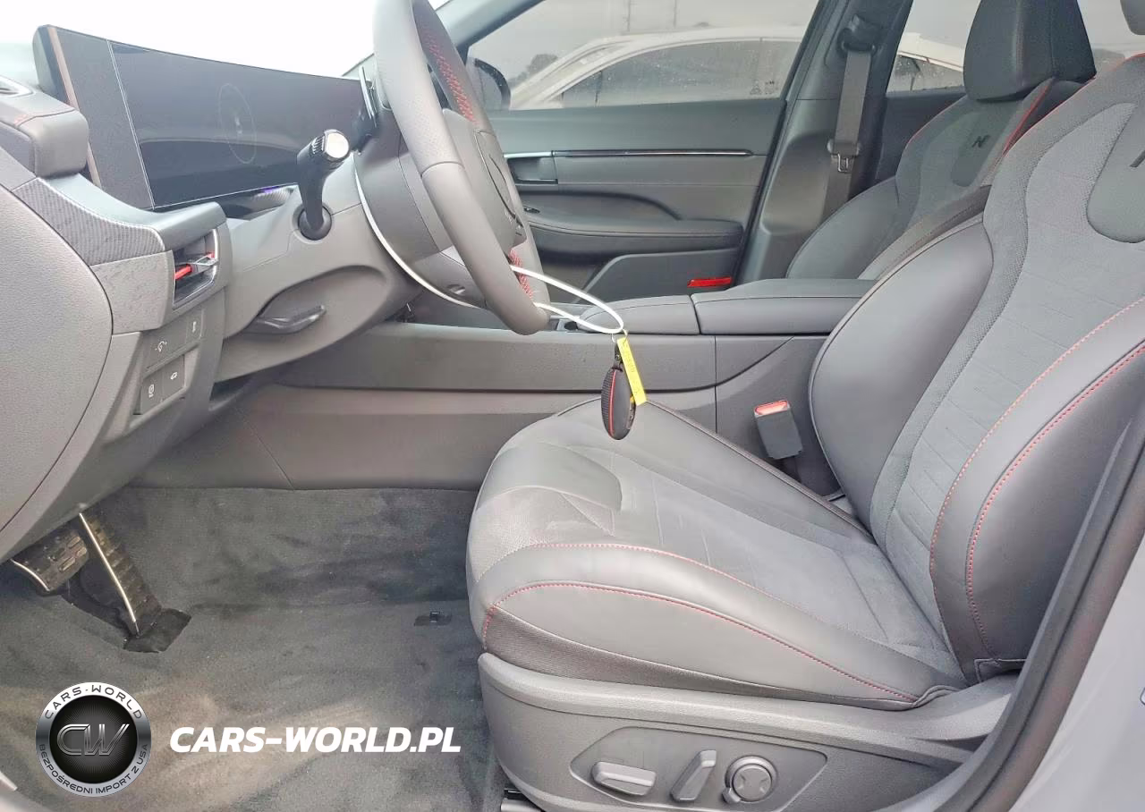 2026 Hyundai Sonata N Line VIN:KMHL54JC5TA570746 - 7