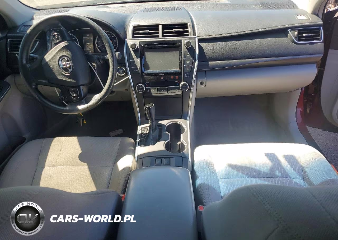 2016 Toyota Camry Hybrid VIN:4T1BD1FK2GU199692 - 8