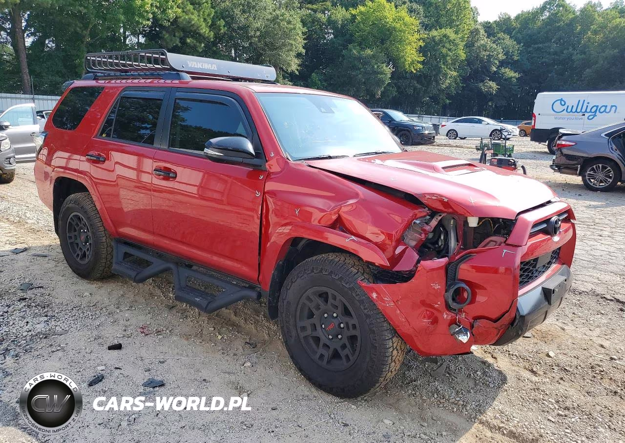 2021 Toyota 4Runner Venture Edition VIN:JTEHU5JR3M5916712 - 4