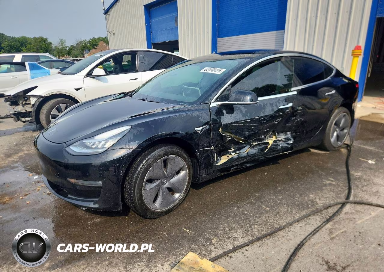 2019 Tesla Model 3 – zdjęcie 1 z 12