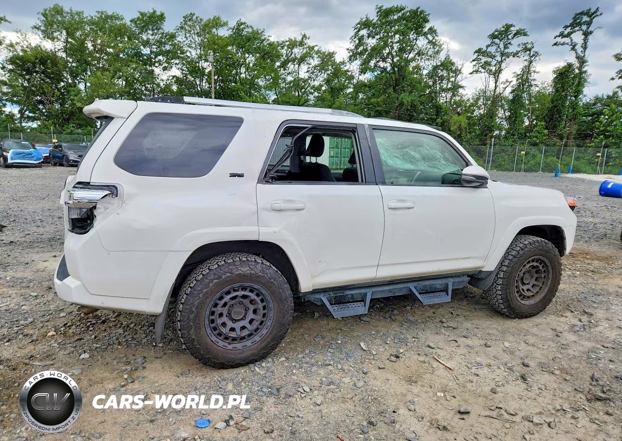 2022 Toyota 4Runner Sr5 Premium VIN:JTEFU5JR5N5262675 - 3