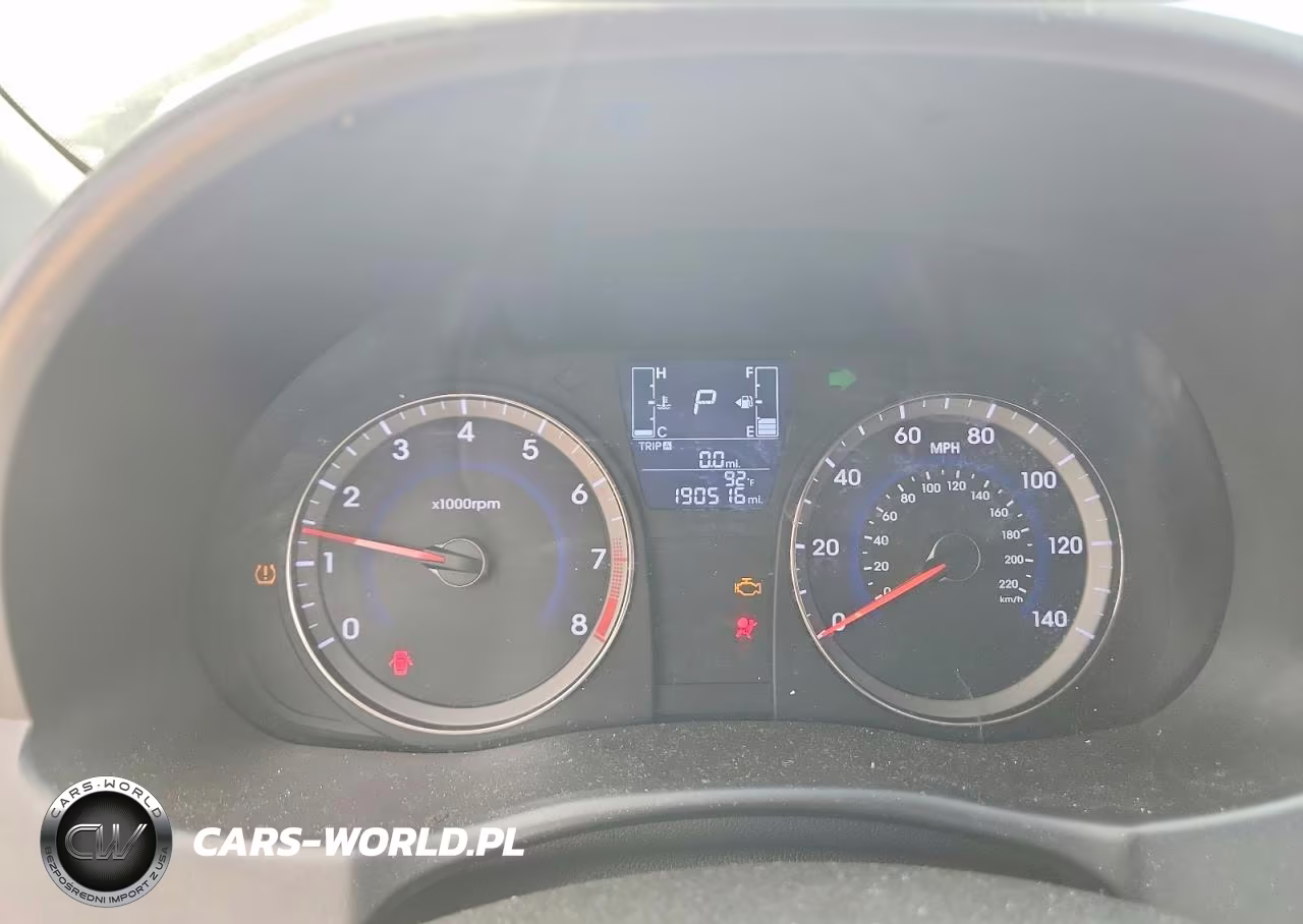 2016 Hyundai Accent Se VIN:KMHCT5AE1GU267464 - 9