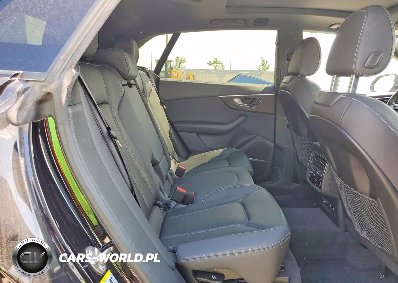 2019 Audi Q8 Prestige S-Line VIN:WA1FVAF18KD040480 - 11