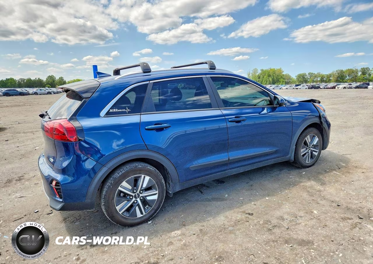 2022 Kia Niro Lxs VIN:KNDCB3LC7N5536145 - 3