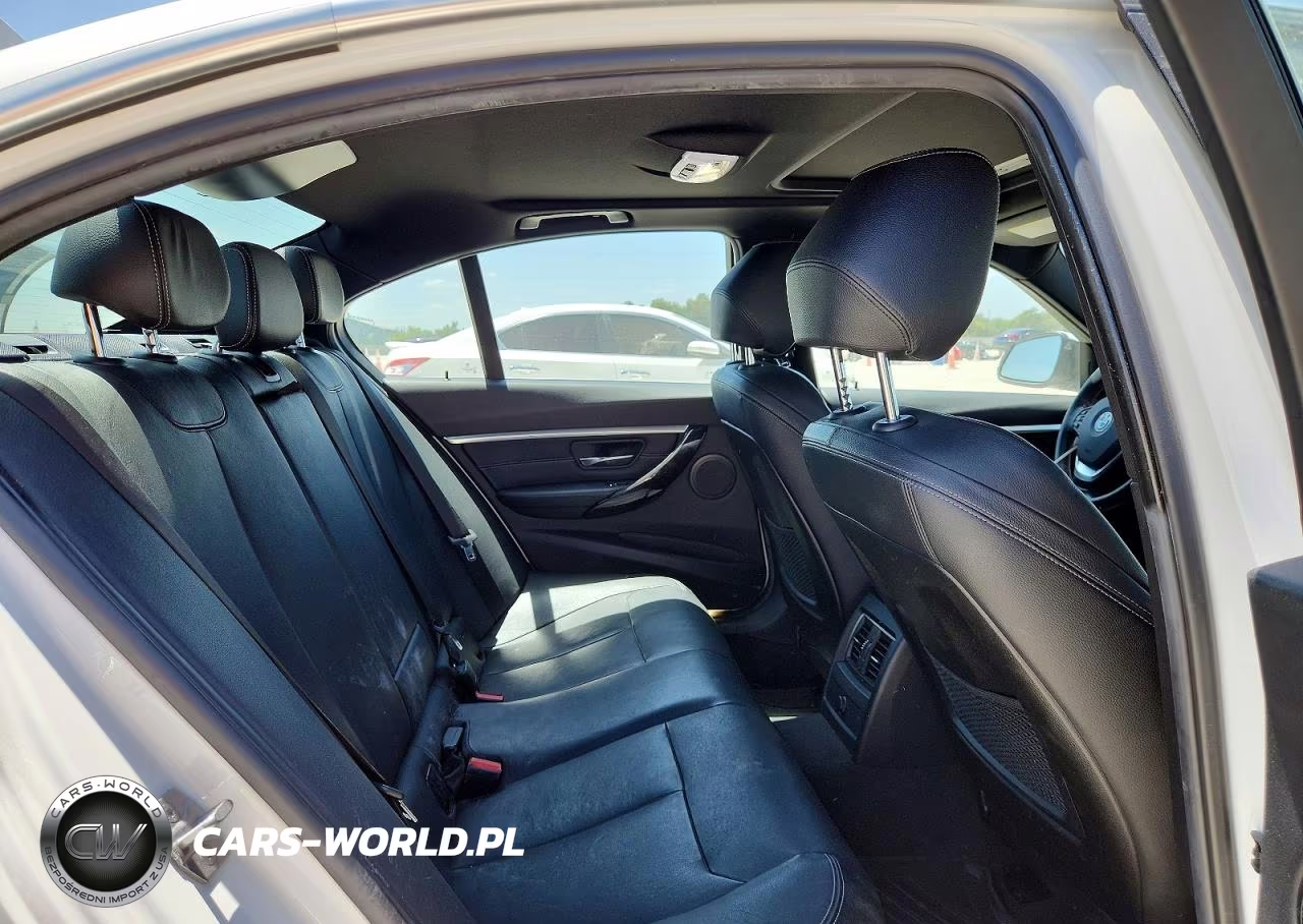2018 BMW 330 I VIN:WBA8B9G58JNU96931 - 10