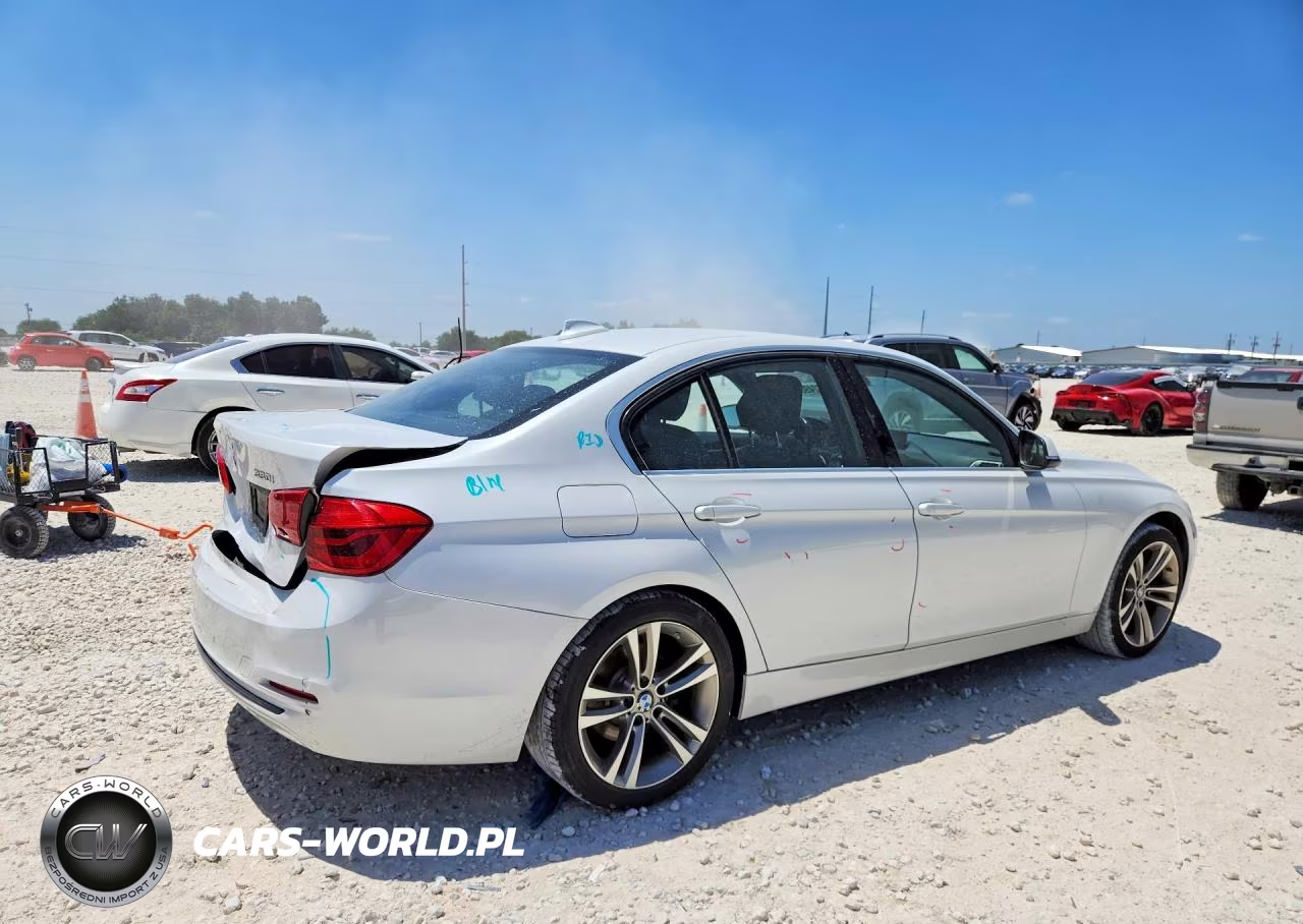 2018 BMW 330 I VIN:WBA8B9G58JNU96931 - 3