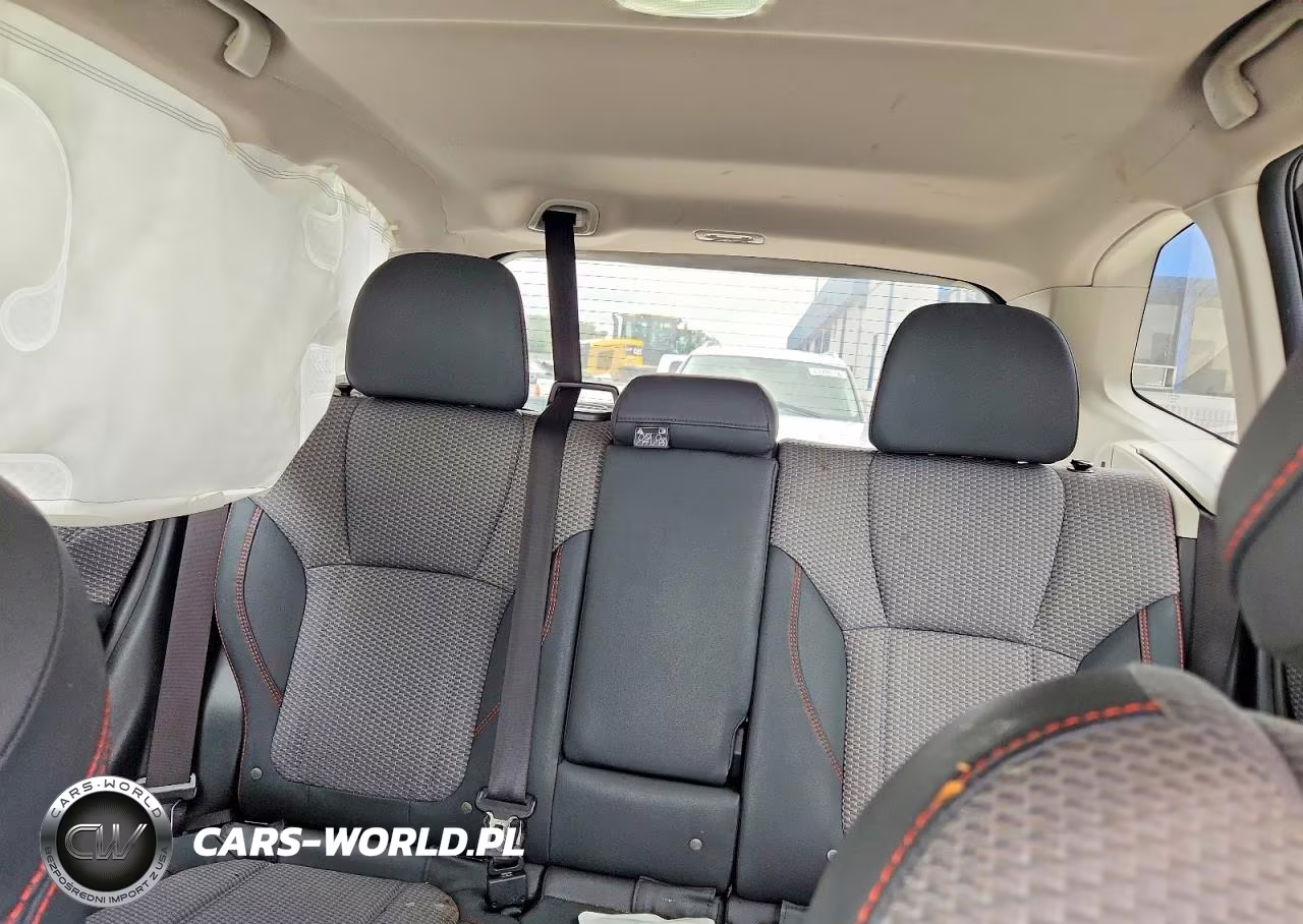 2019 Subaru Forester Sport VIN:JF2SKAKCXKH574692 - 10