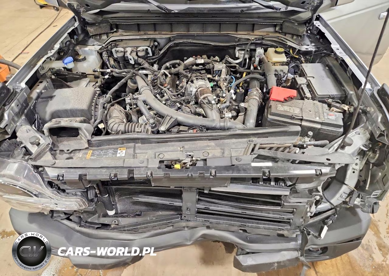 2022 Ford Bronco Base VIN:1FMEE5BP5NLB91401 - 12
