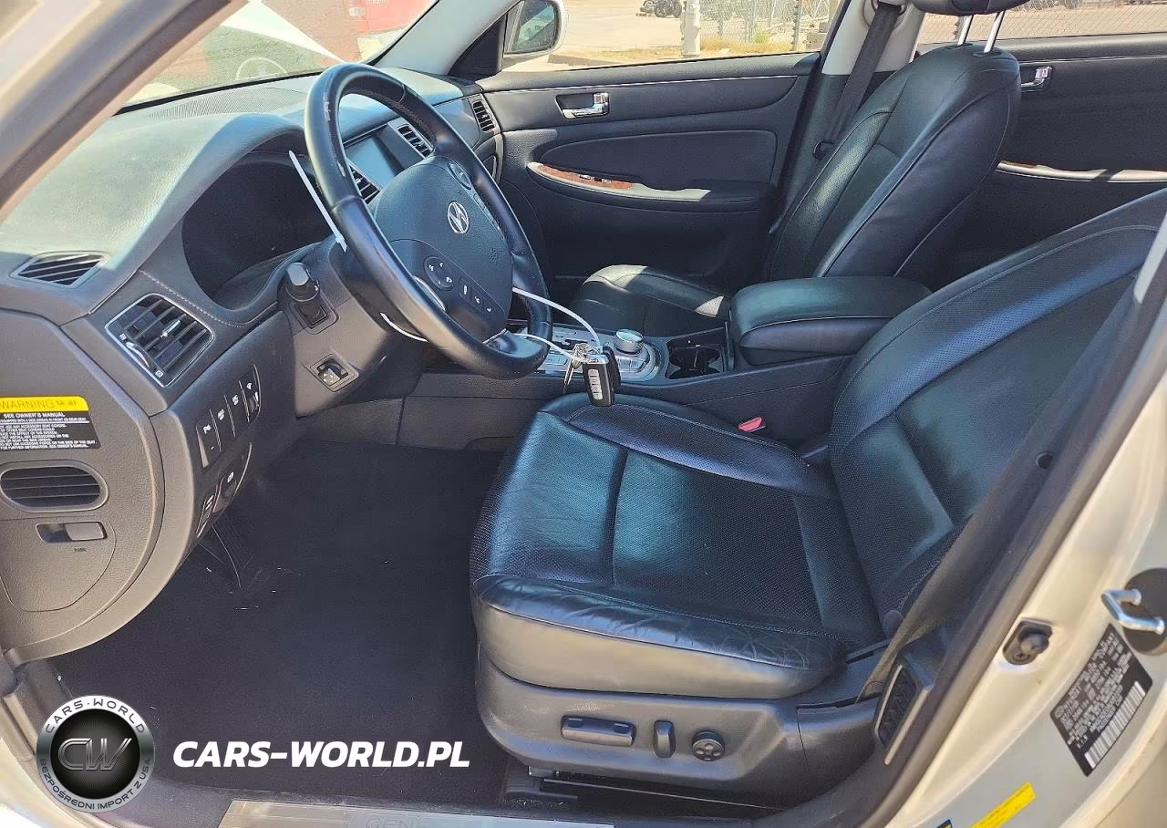 2010 Hyundai Genesis 3.8L VIN:KMHGC4DE0AU081039 - 7