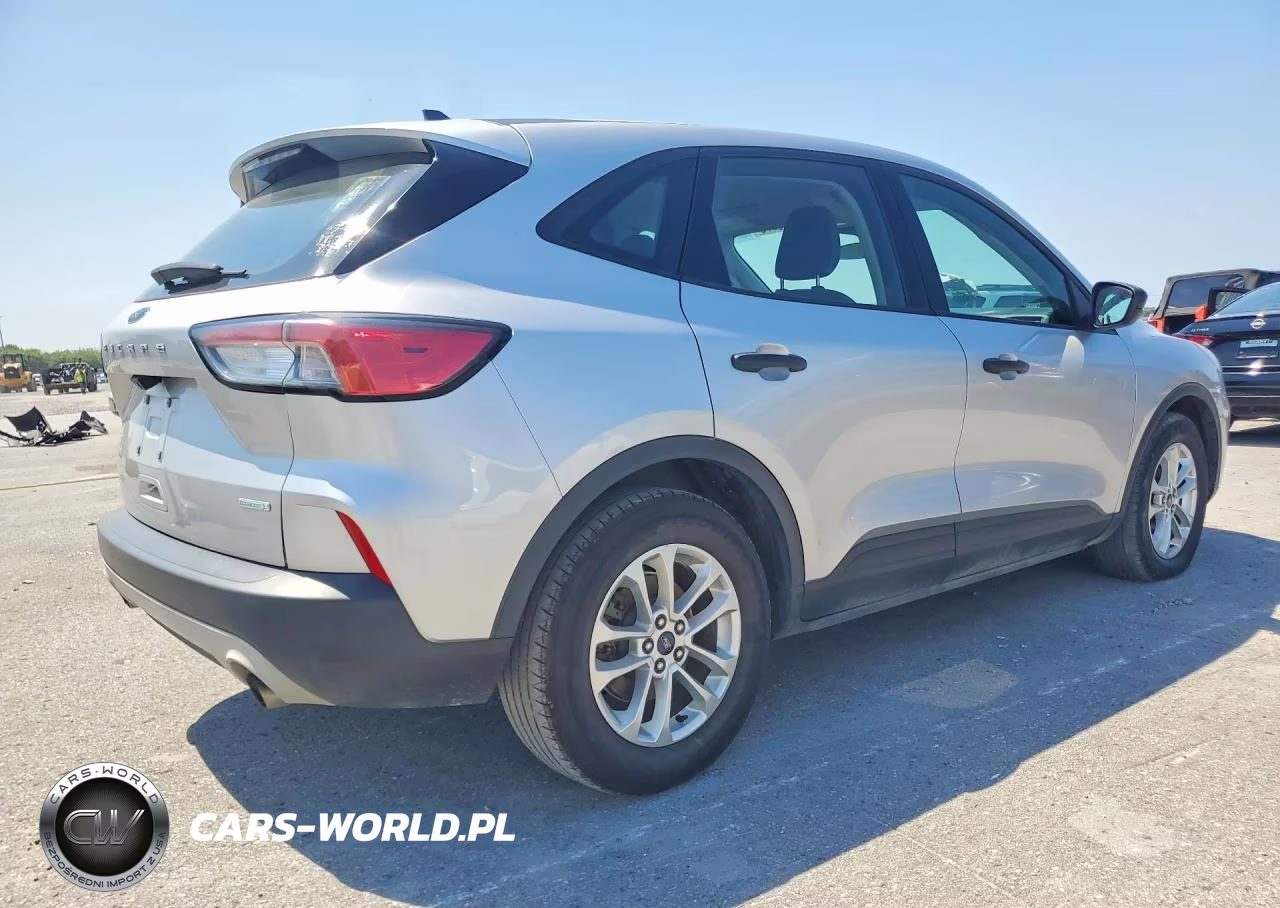 2020 Ford Escape S VIN:1FMCU0F66LUC41437 - 3