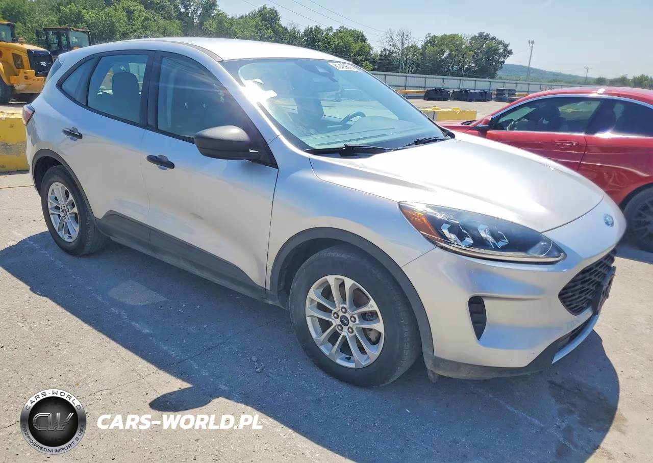 2020 Ford Escape S VIN:1FMCU0F66LUC41437 - 4