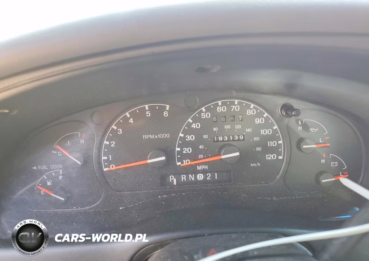 2003 Mazda B3000 VIN:4F4YR12U93TM09462 - 9