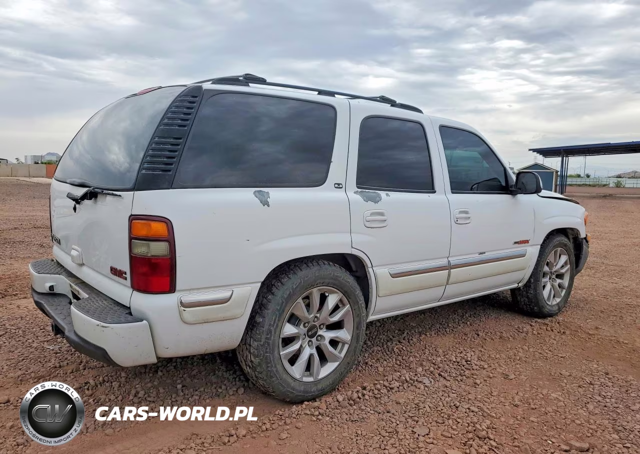 2002 GMC Yukon VIN:1GKEC13T32R131466 - 3