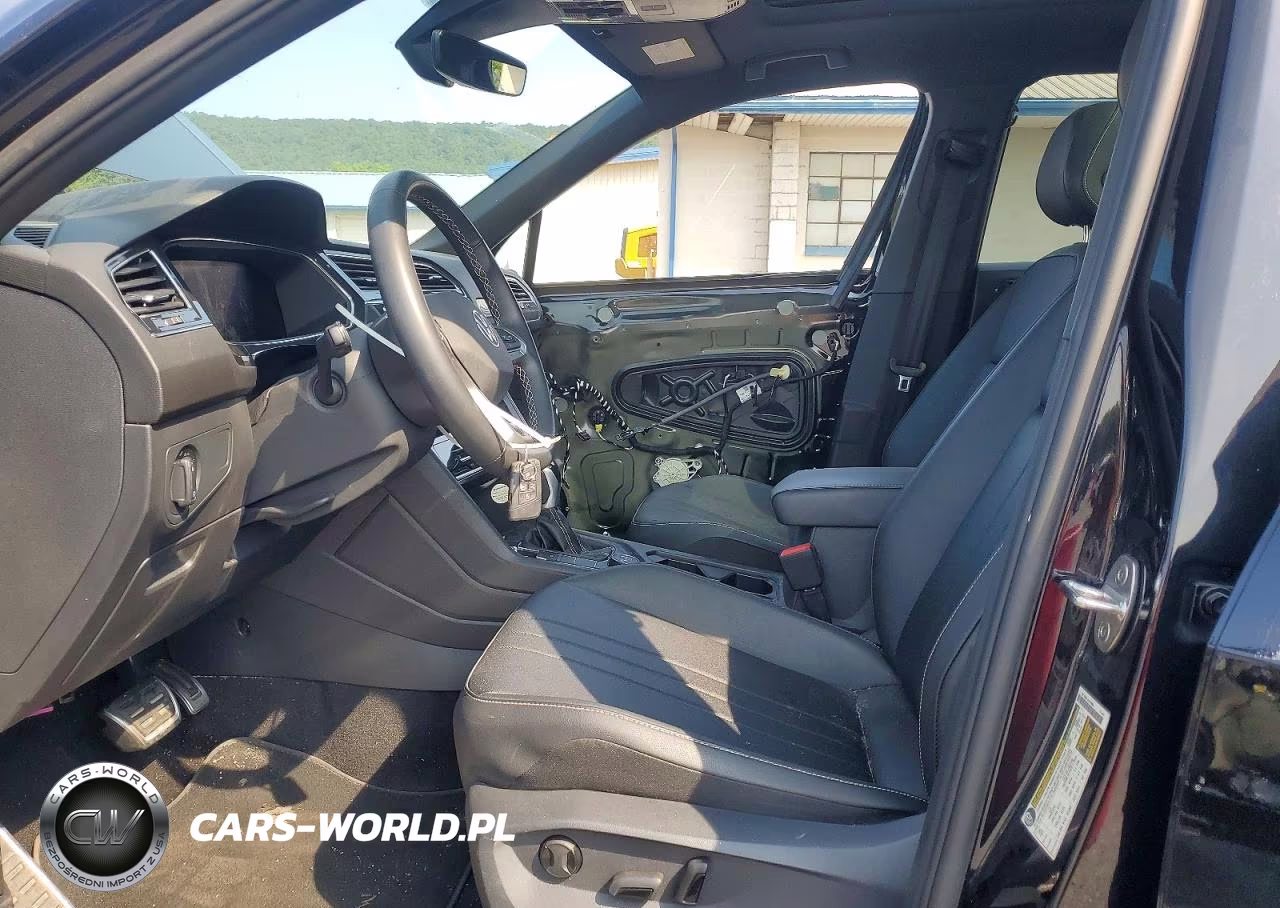 2023 Volkswagen Tiguan Se R-Line Black VIN:3VV8B7AXXPM063505 - 7