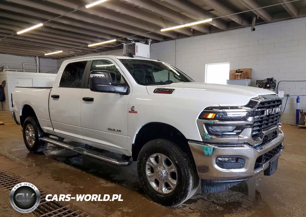 2026 Ram 2500 Big Horn VIN:3C6UR5DLXTG315307 - 4