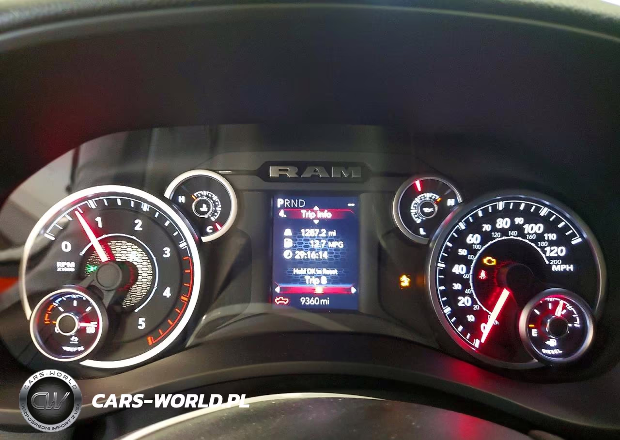 2026 Ram 2500 Big Horn VIN:3C6UR5DLXTG315307 - 9