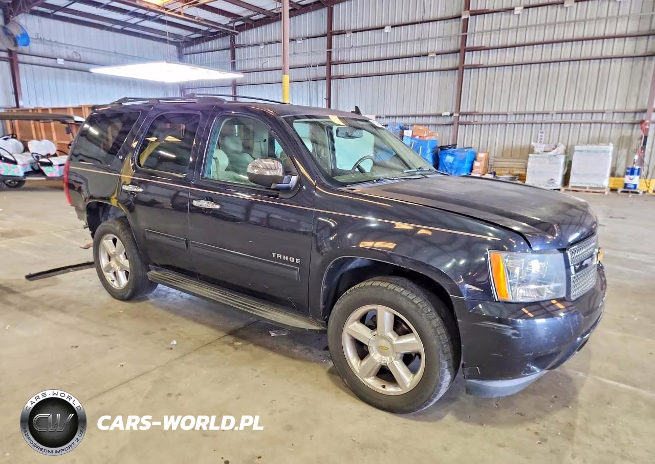 2013 Chevrolet Tahoe K1500 Lt VIN:1GNSKBE09DR220981 - 4