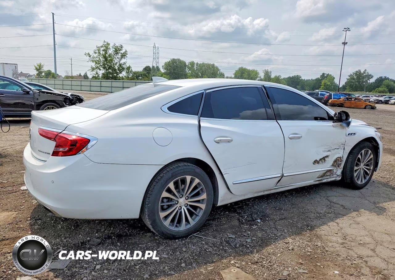 2018 Buick Lacrosse Essence VIN:1G4ZP5SS4JU107637 - 3