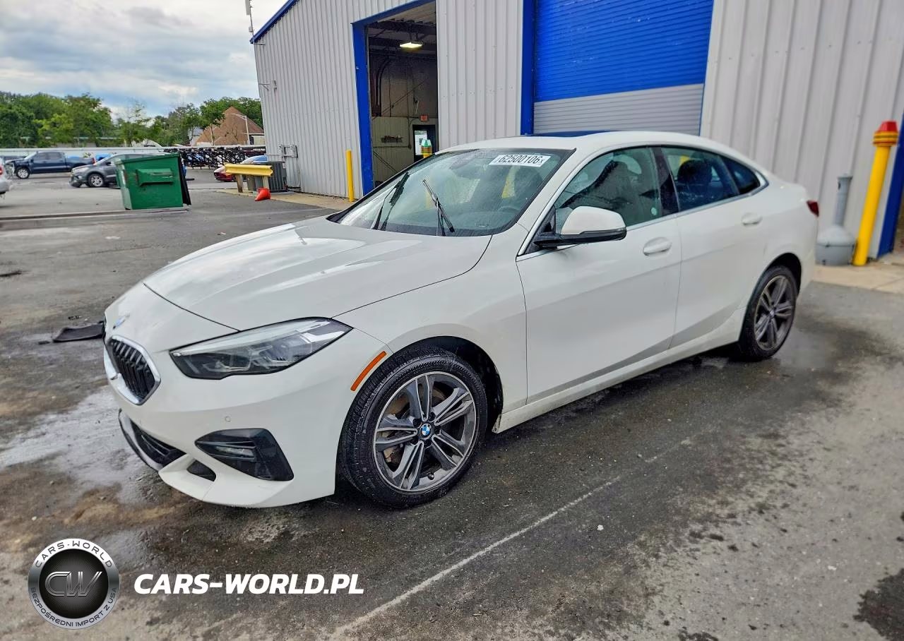 2021 BMW 228Xi