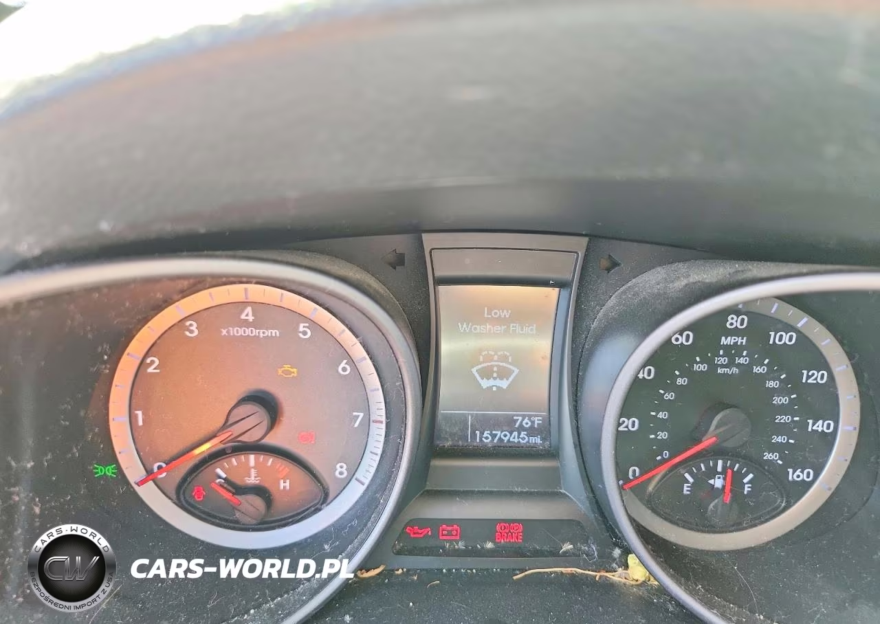 2015 Hyundai Santa Fe Sport 2.4L VIN:5XYZT3LB7FG303762 - 9