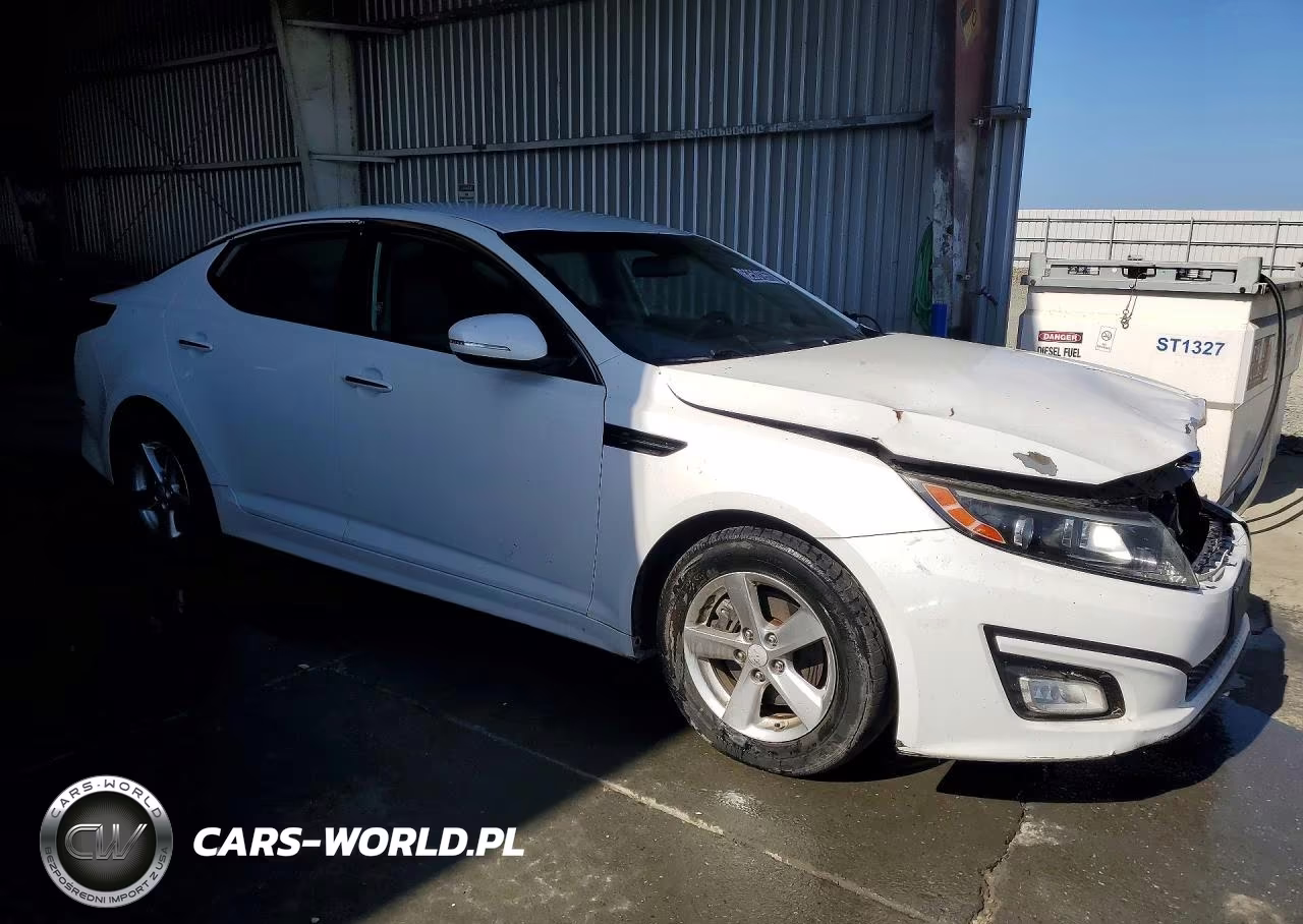 2015 Kia Optima Lx VIN:5XXGM4A70FG501886 - 4