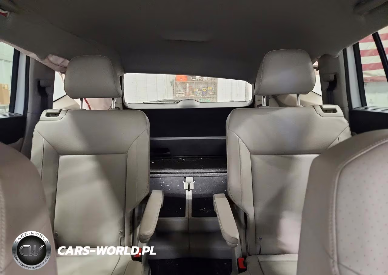 2019 Volkswagen Atlas Se VIN:1V2LR2CA9KC561445 - 10