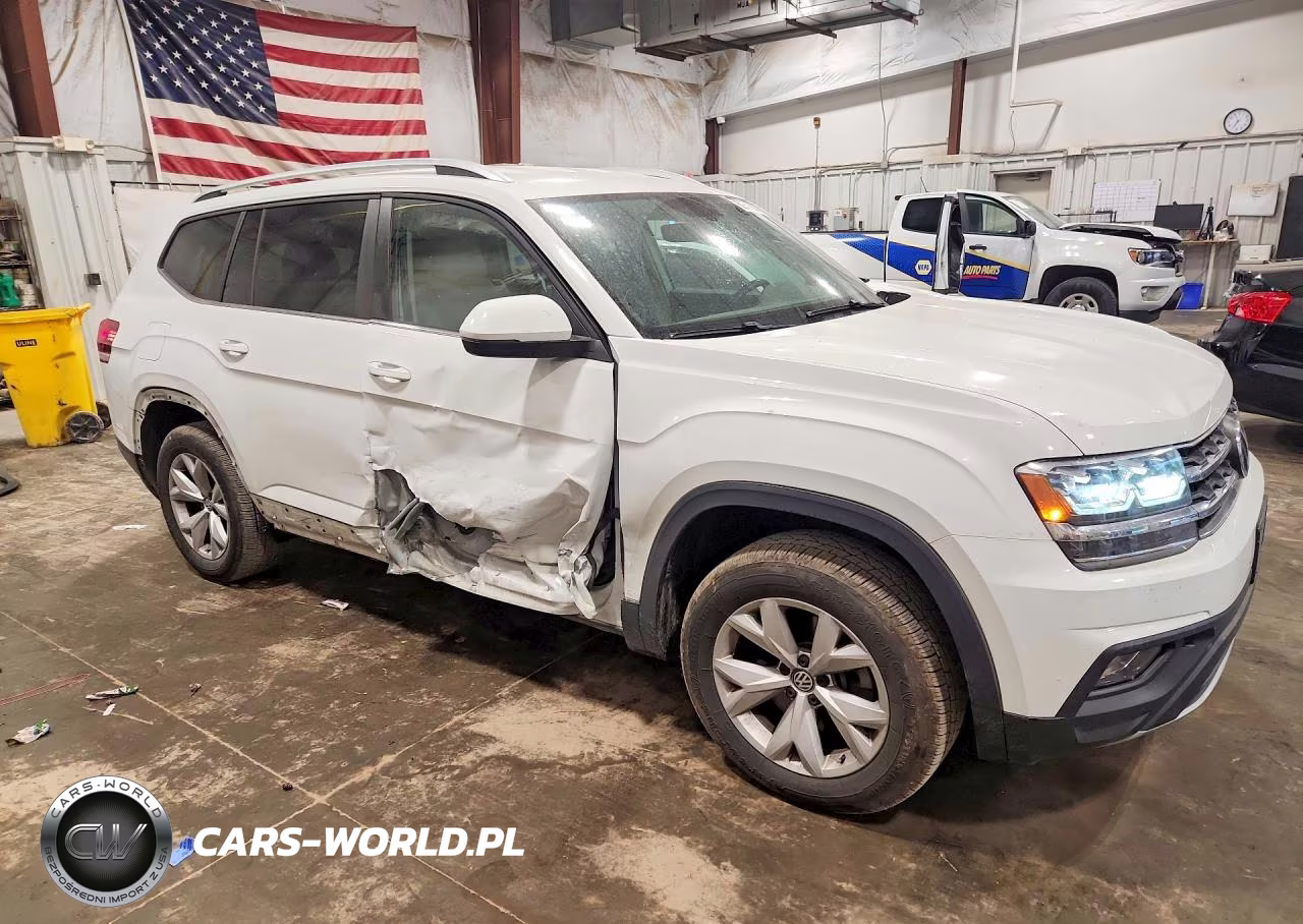 2019 Volkswagen Atlas Se VIN:1V2LR2CA9KC561445 - 4