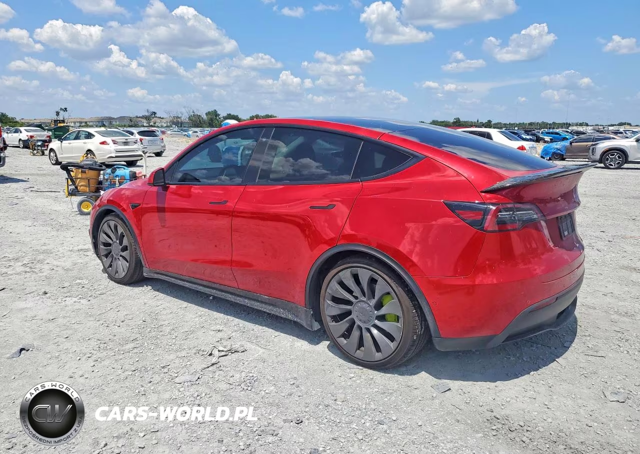 2021 Tesla Model Y VIN:5YJYGDEF7MF197484 - 2