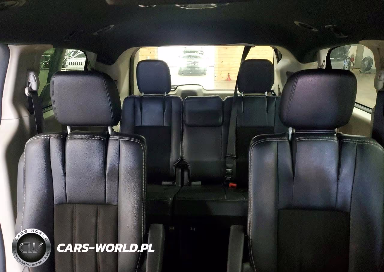 2019 Dodge Grand Caravan Sxt VIN:2C4RDGCG9KR777136 - 10