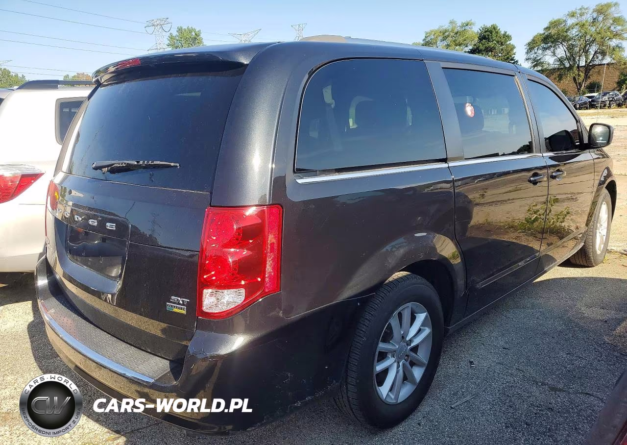 2019 Dodge Grand Caravan Sxt VIN:2C4RDGCG9KR777136 - 3